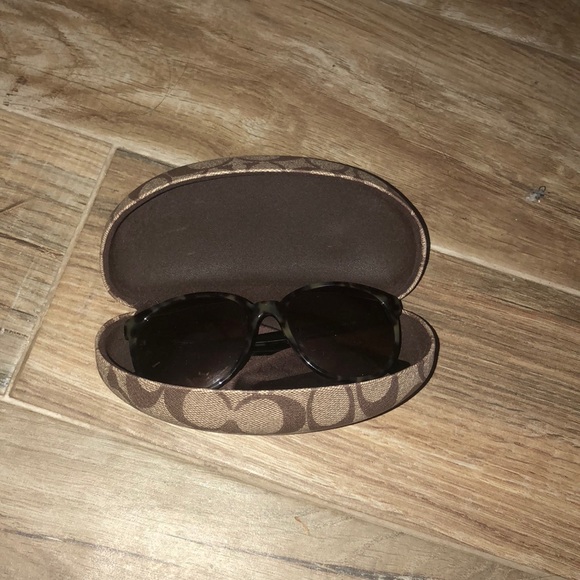 Coach Sunglasses!! - Picture 1 of 1
